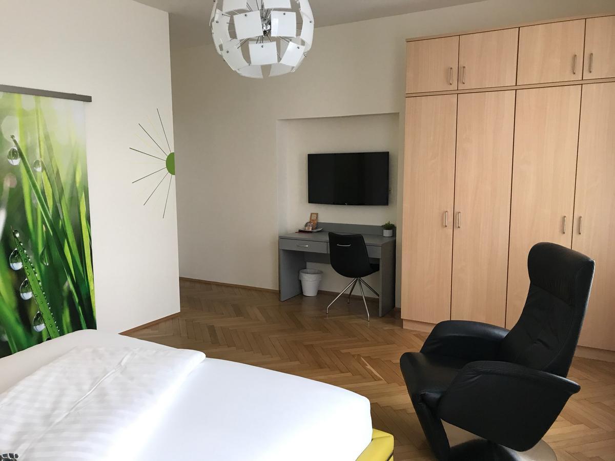 Hotel Bellini Leoben  Bagian luar foto